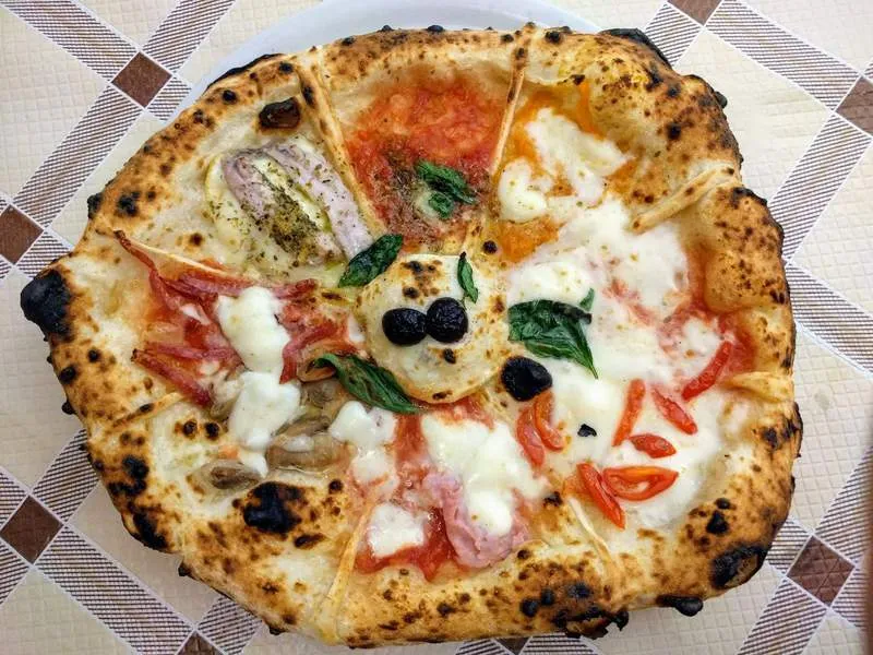 Short Road Pizza – Лондон, Велика Британія / фото ThetravelList Short Road Pizza – Лондон, Велика Британія / фото ThetravelList