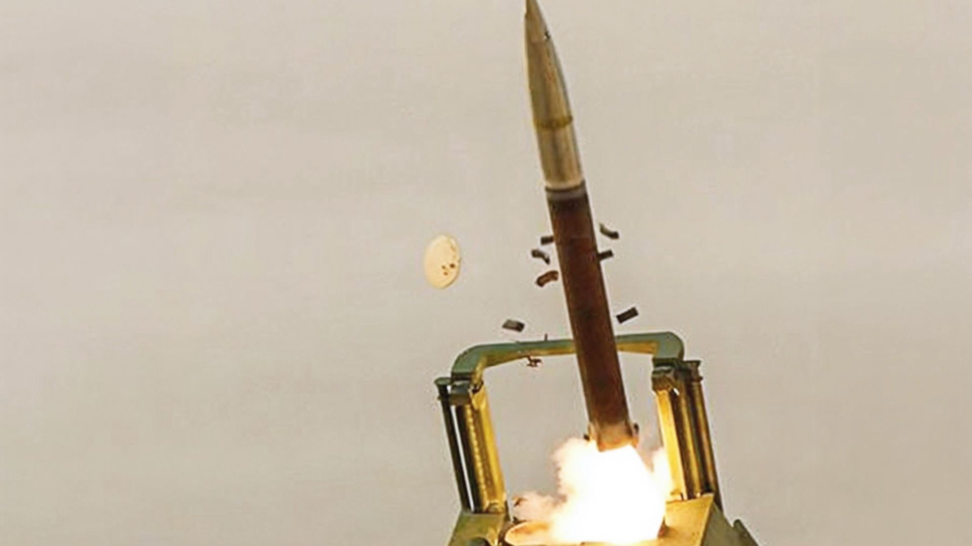  США испытали ER GMLRS с M270A2 с ER GMLRS с M270A2