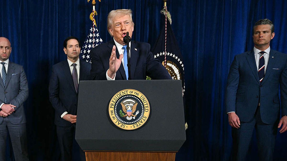 Чому США вимагають вибори від України