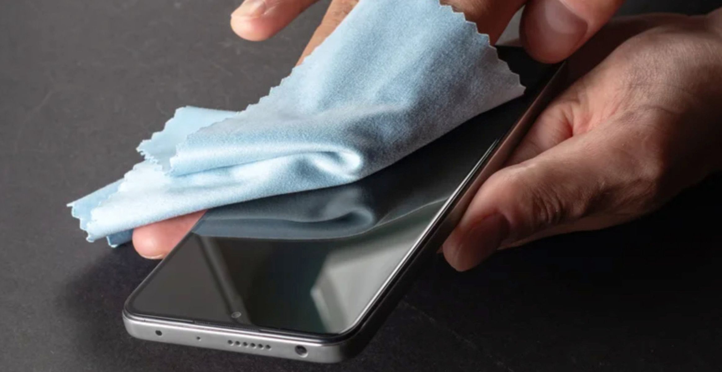 Чистый Android без ущерба для экрана и портов