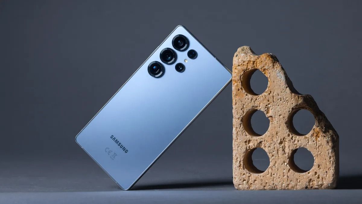 Samsung Galaxy S26 Ultra перевершив iPhone 17 Pro Max у тестах