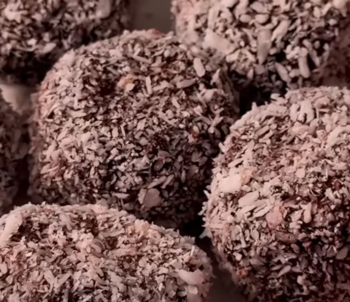 Готуємо смачні цукерки без витрат та зусиль Готуємо смачні цукерки без витрат та зусиль