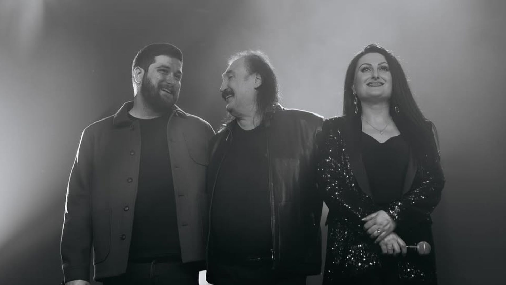 Степан Гіга з дітьми Степан Гіга з дітьми