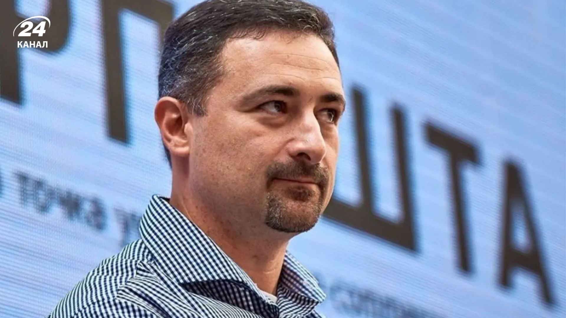 Игорь Смелянский заявил, что его зарплата не вызывает у него дискомфорта Игорь Смелянский заявил, что его зарплата не вызывает у него дискомфорта