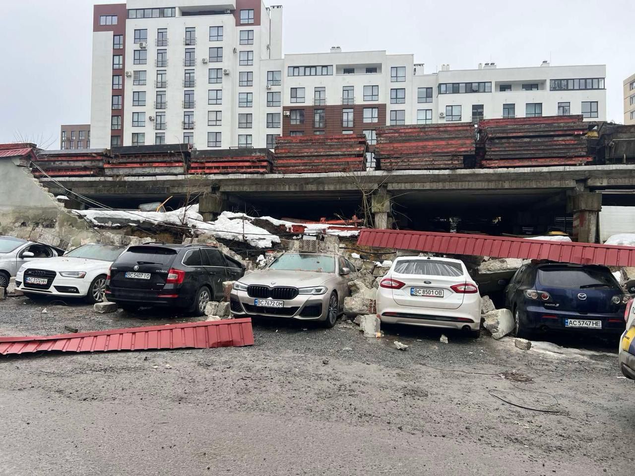 Обвал стіни у Львові Обвал стіни у Львові