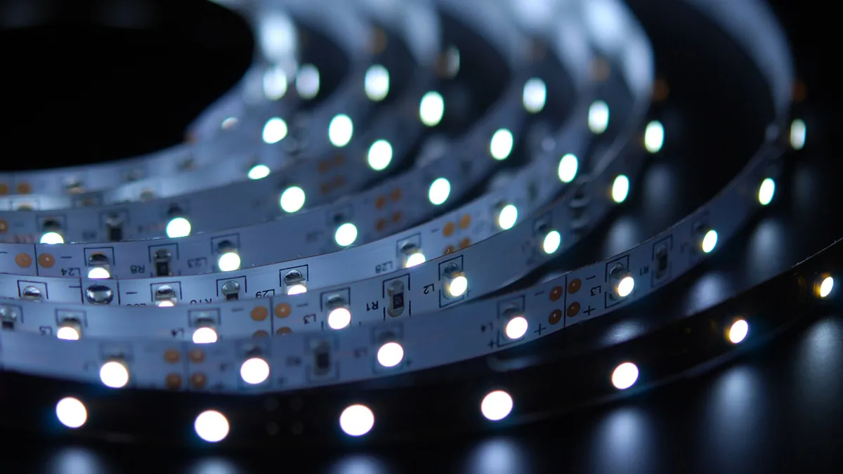 LED-стрічки – одні з найвигідніших покупок LED-стрічки – одні з найвигідніших покупок
