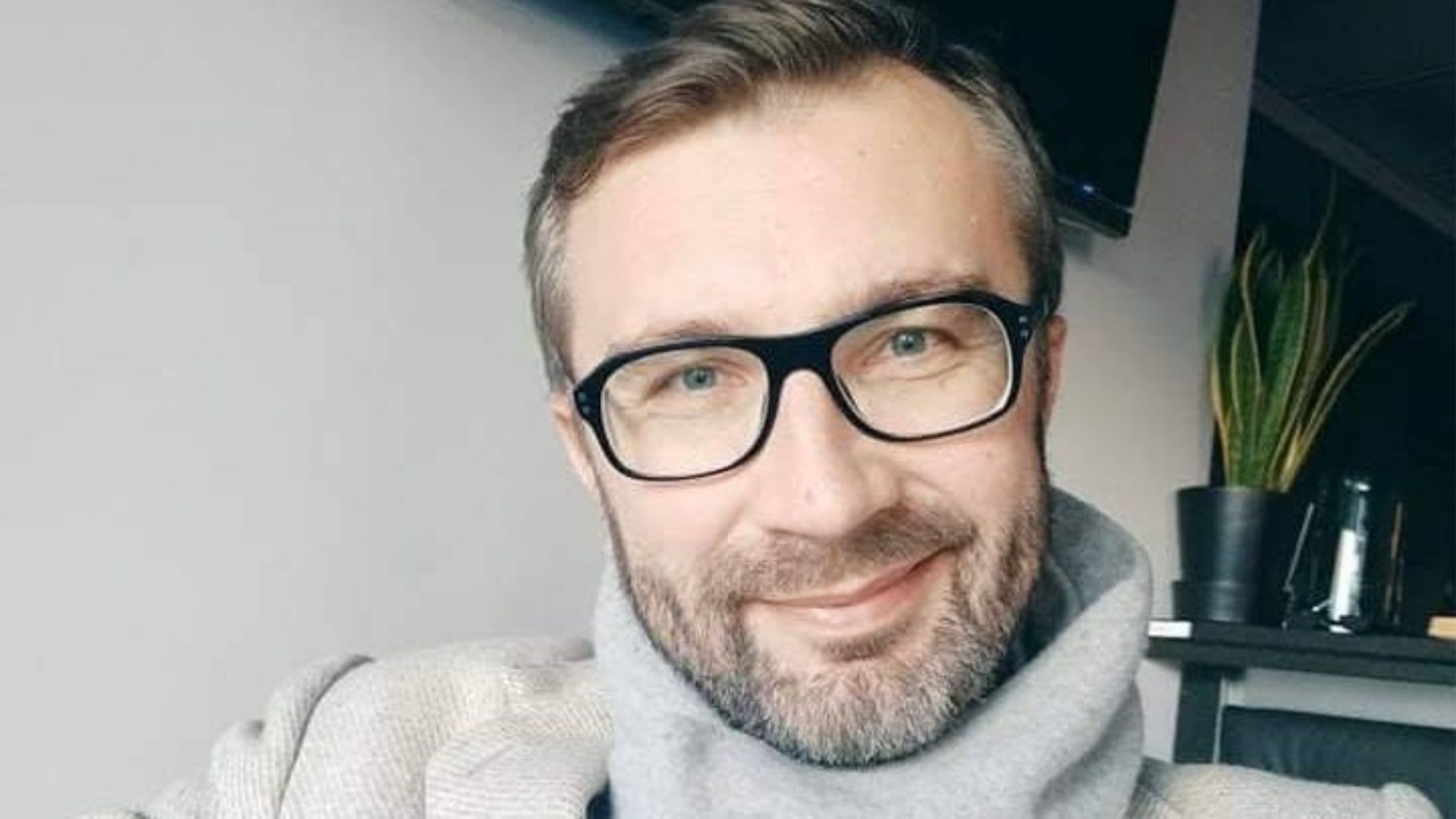 10 дней возили в БТРе: в Крыму нашли похищенного россиянами волонтера Александра Костюка - 24 Канал