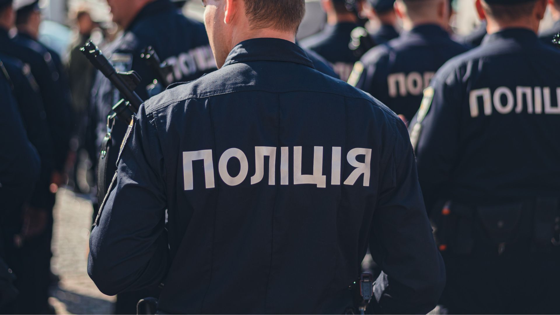 Во Львове перекрывали улицу из-за подозрительного предмета: что говорит полиция - Львов Во Львове перекрывали улицу из-за подозрительного предмета: что говорит полиция - Львов