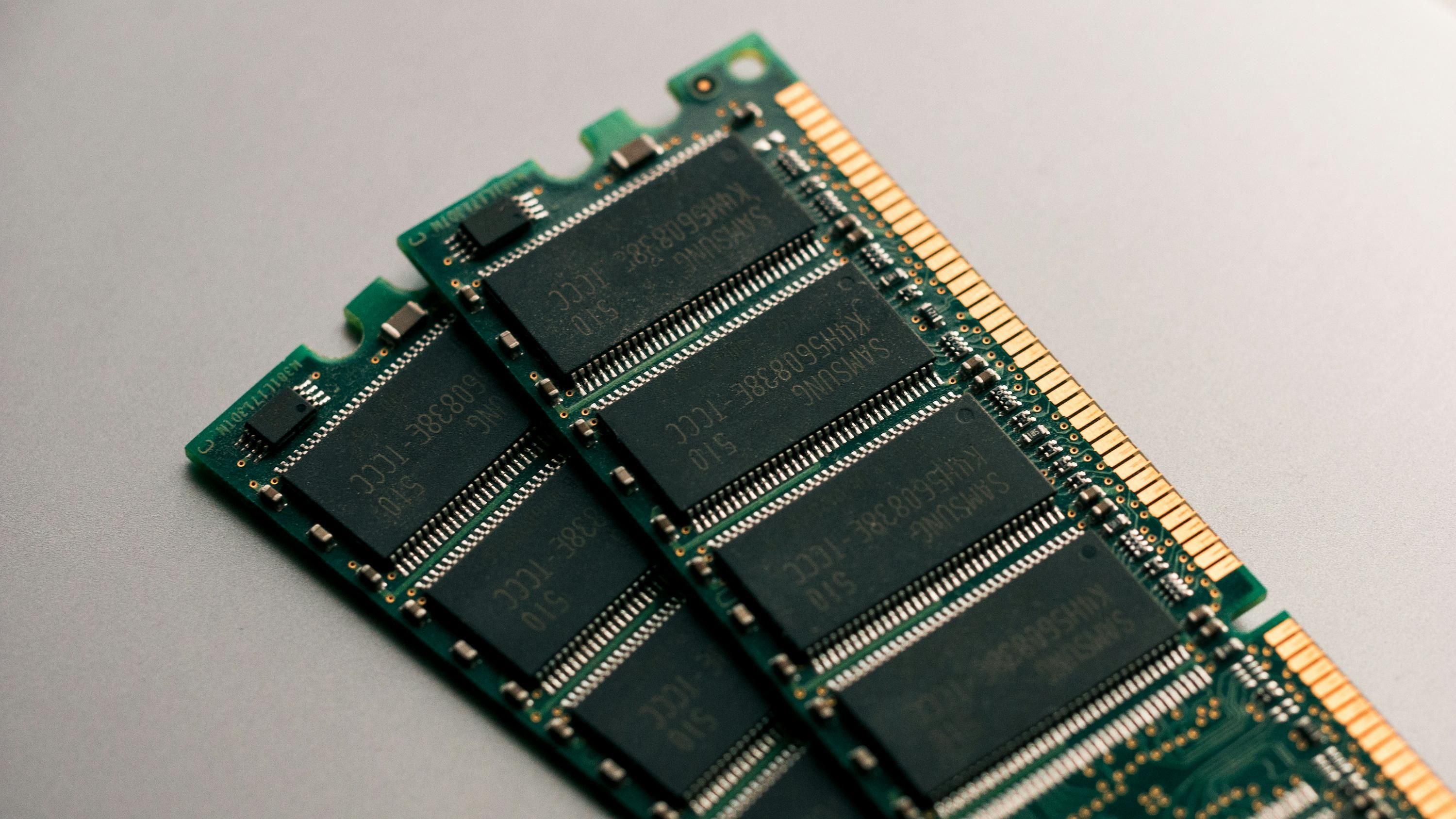HP підвищує ціни через стрибок вартості DRAM і NAND