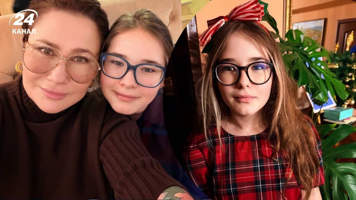 Олена Мозгова з донькою