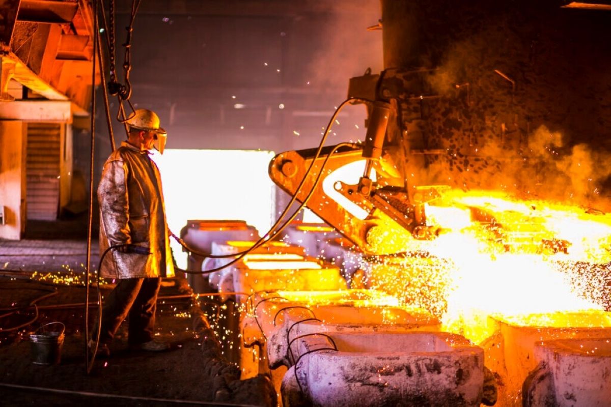 Более 2 400 человек под угрозой увольнения: ArcelorMittal сворачивает производство - Бизнес Более 2 400 человек под угрозой увольнения: ArcelorMittal сворачивает производство - Бизнес