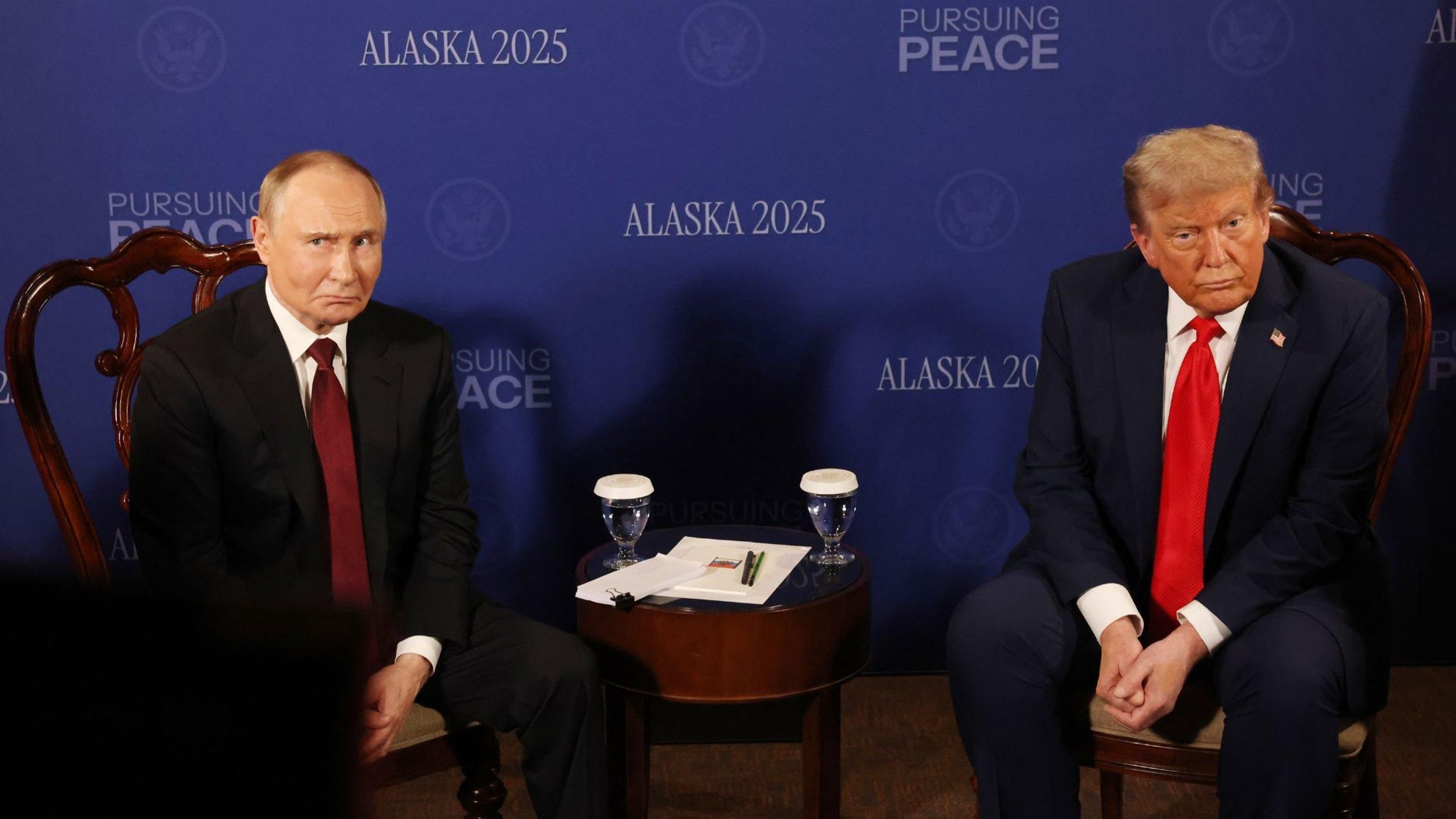 Понимает ли Трамп, что Кремль "играет" с ним Понимает ли Трамп, что Кремль "играет" с ним