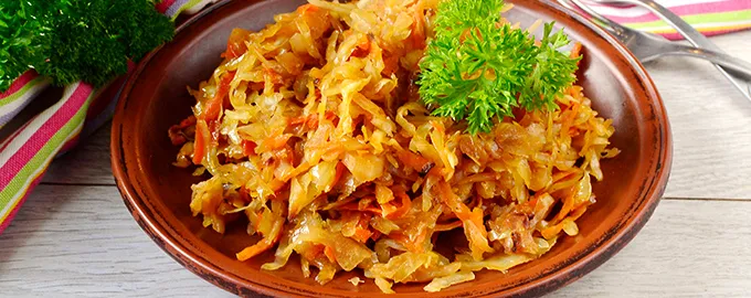 Тушеная капуста Тушеная капуста