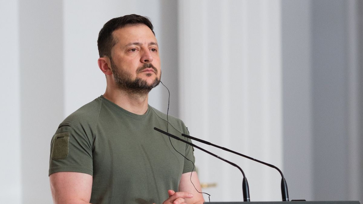 На сегодня Россия не проявляет себя, как союзник Ирана, у них просто нет сил, – Зеленский - 24 Канал