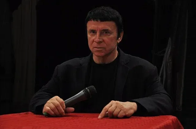 Кашпировский