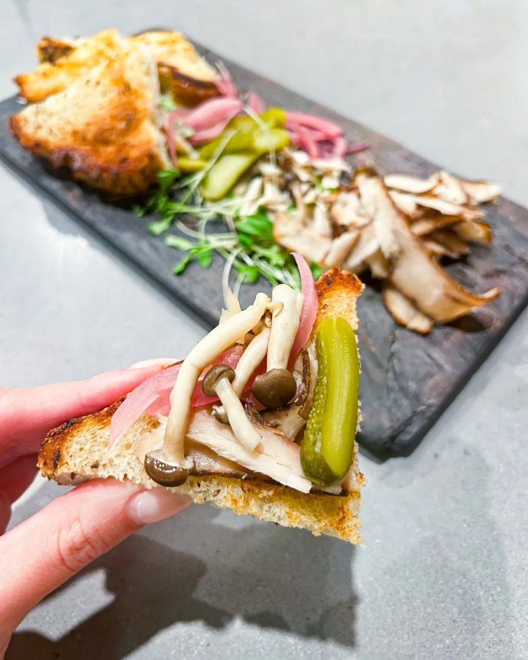 Риба-меч пастрома Puritan Oyster Bar Вілл Гілсон Puritan & Company Риба-меч пастрома Puritan Oyster Bar Вілл Гілсон Puritan & Company