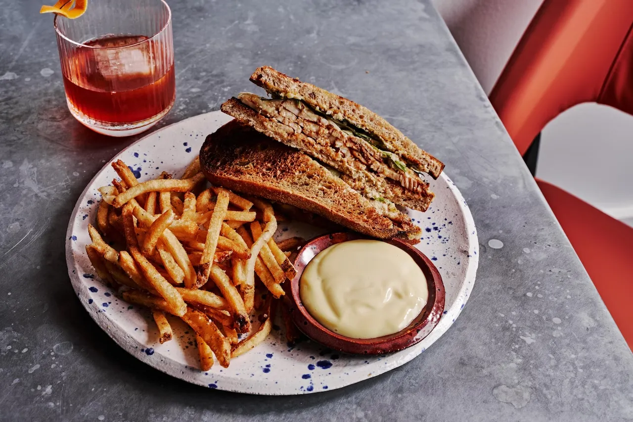 Рубен риба-меч Bayonet Бірмінгем Роб МакДеніел