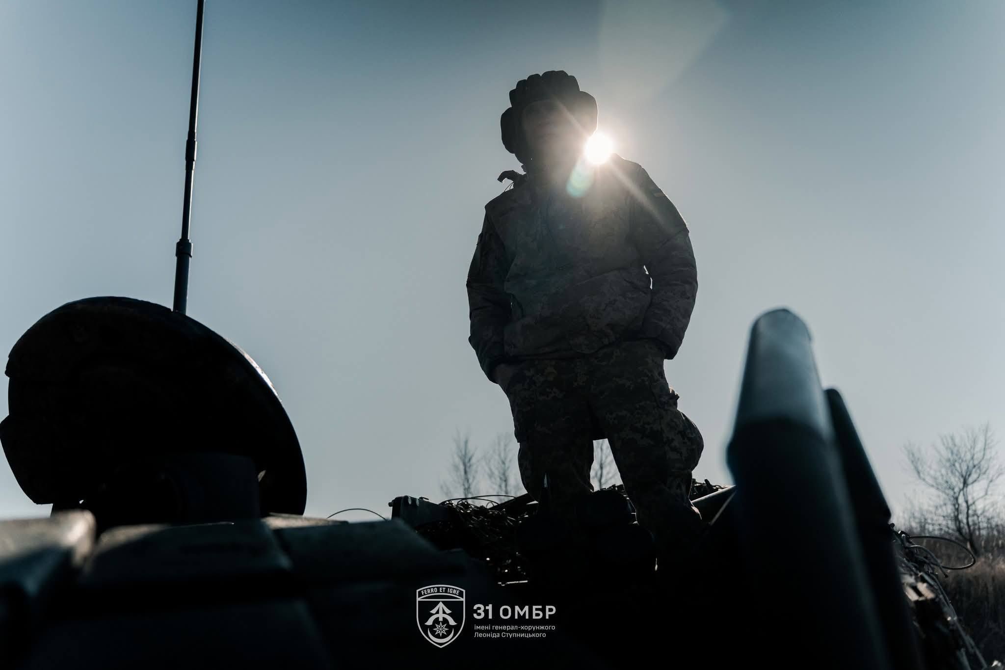 Український танкіст на фронті Український танкіст на фронті