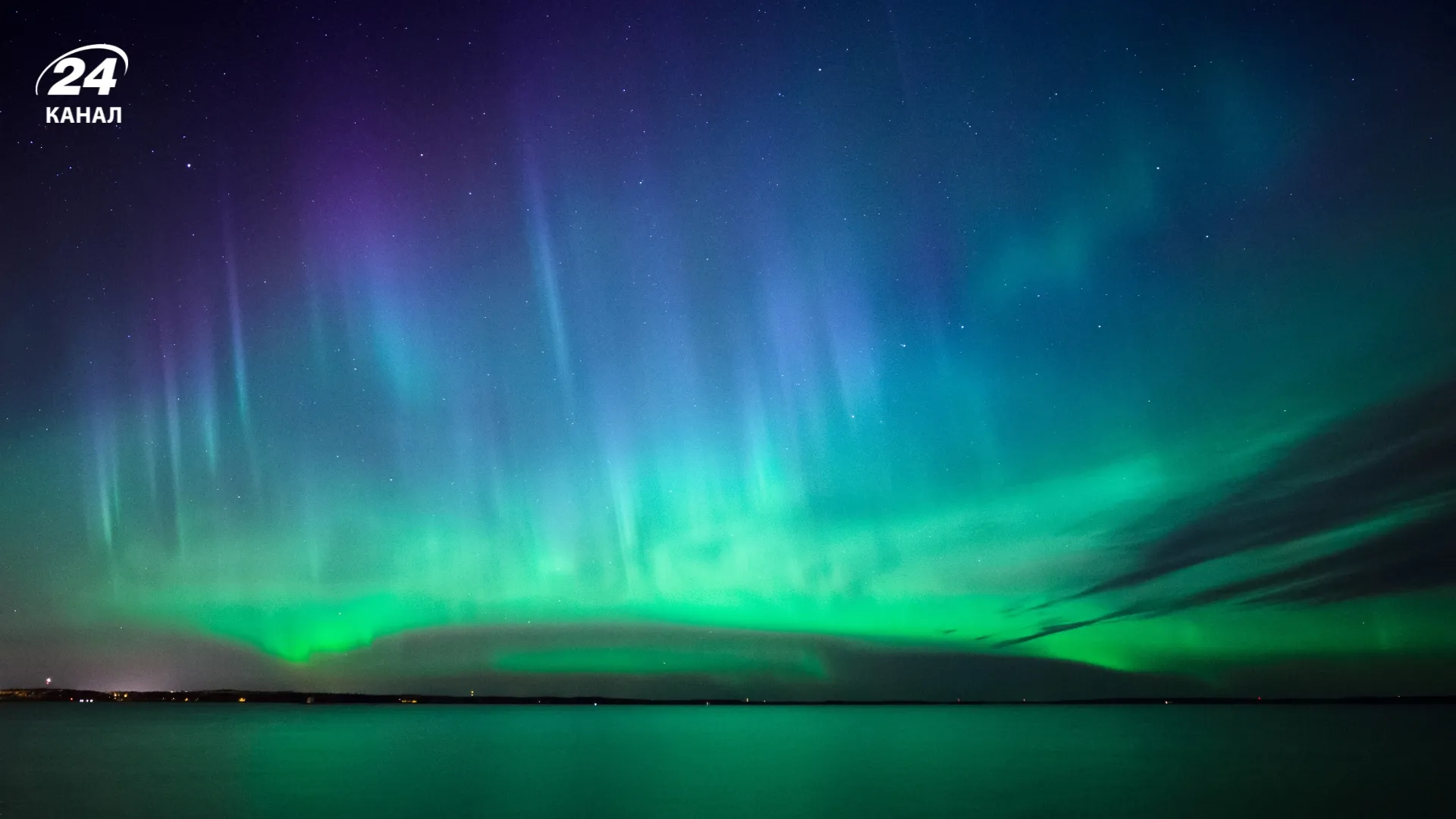Північне сяйво у Фінляндії / фото Canva