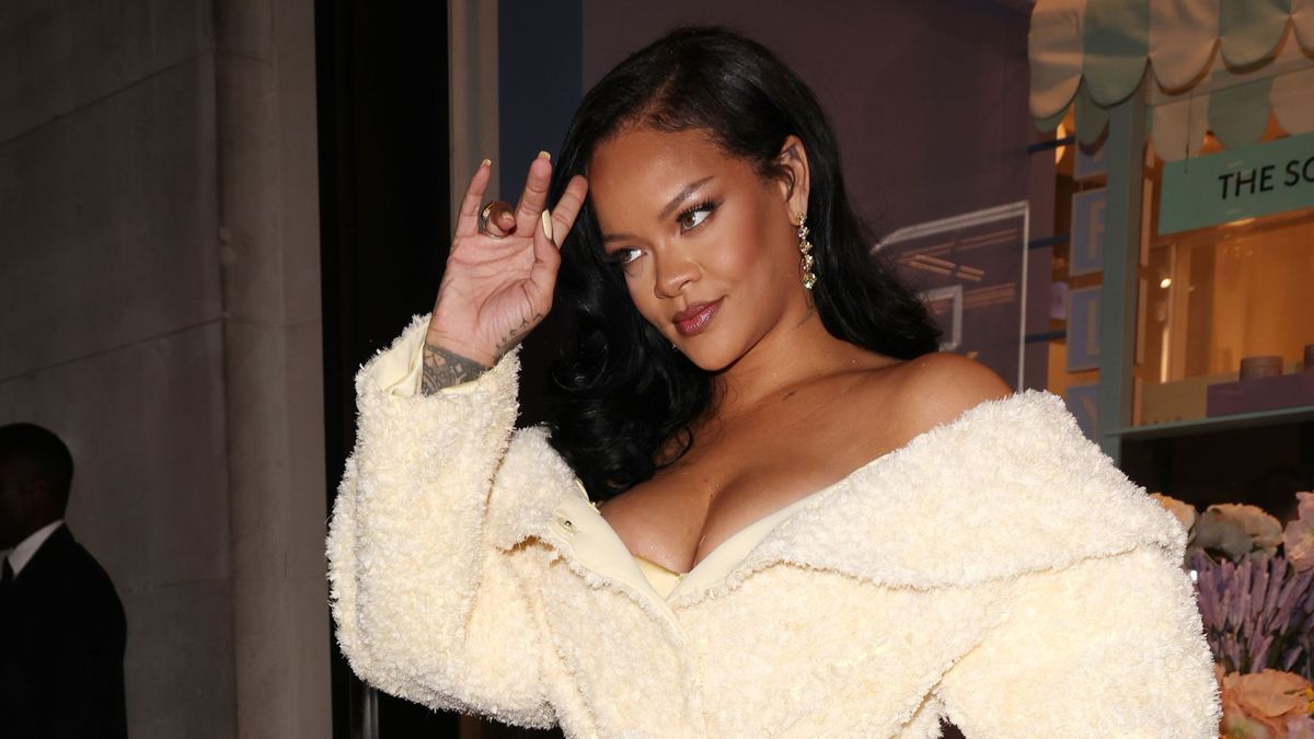 Будинок Ріанни в Беверлі-Гіллз обстріляли 8 березня