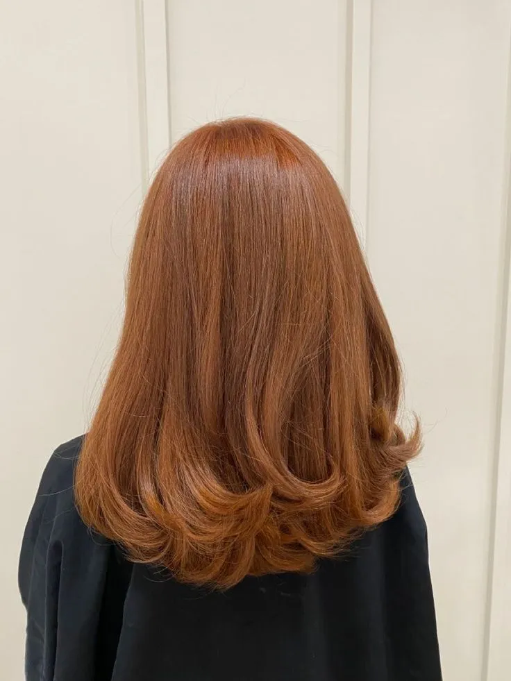 Найкращий колір волосся для жінок за 70