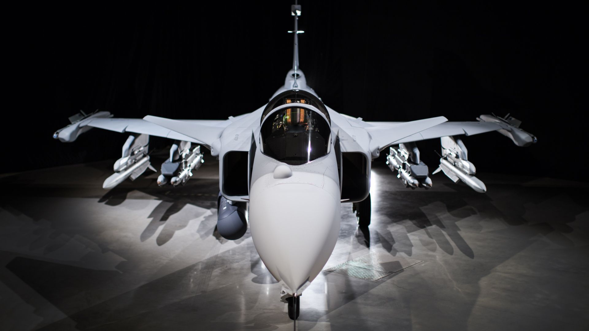 Винищувач Gripen Винищувач Gripen