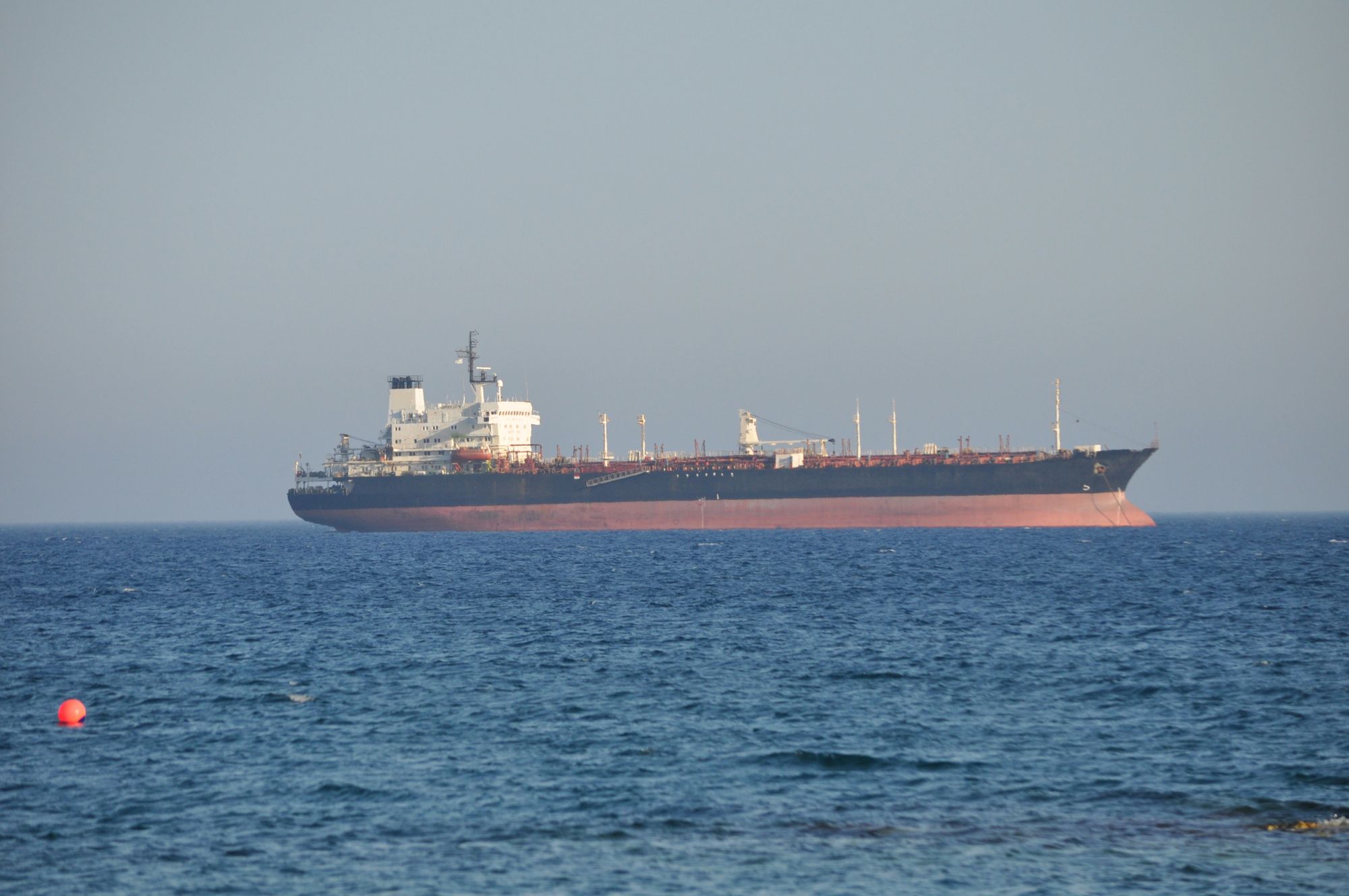 Иран выдвинул ультиматум: доступ к Ормузскому проливу будет иметь свою цену - Экономика