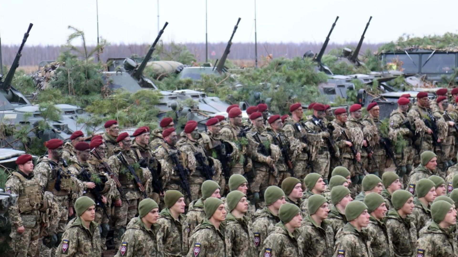 Українські військові