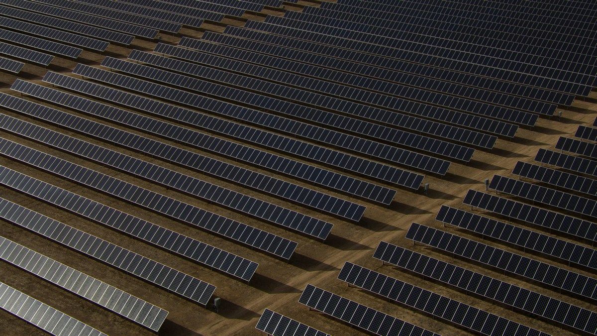 Сонячні міні-мережі для електрифікації Нігерії – як реалізують один з найбільших проєктів у світі Сонячні міні-мережі для електрифікації Нігерії – як реалізують один з найбільших проєктів у світі