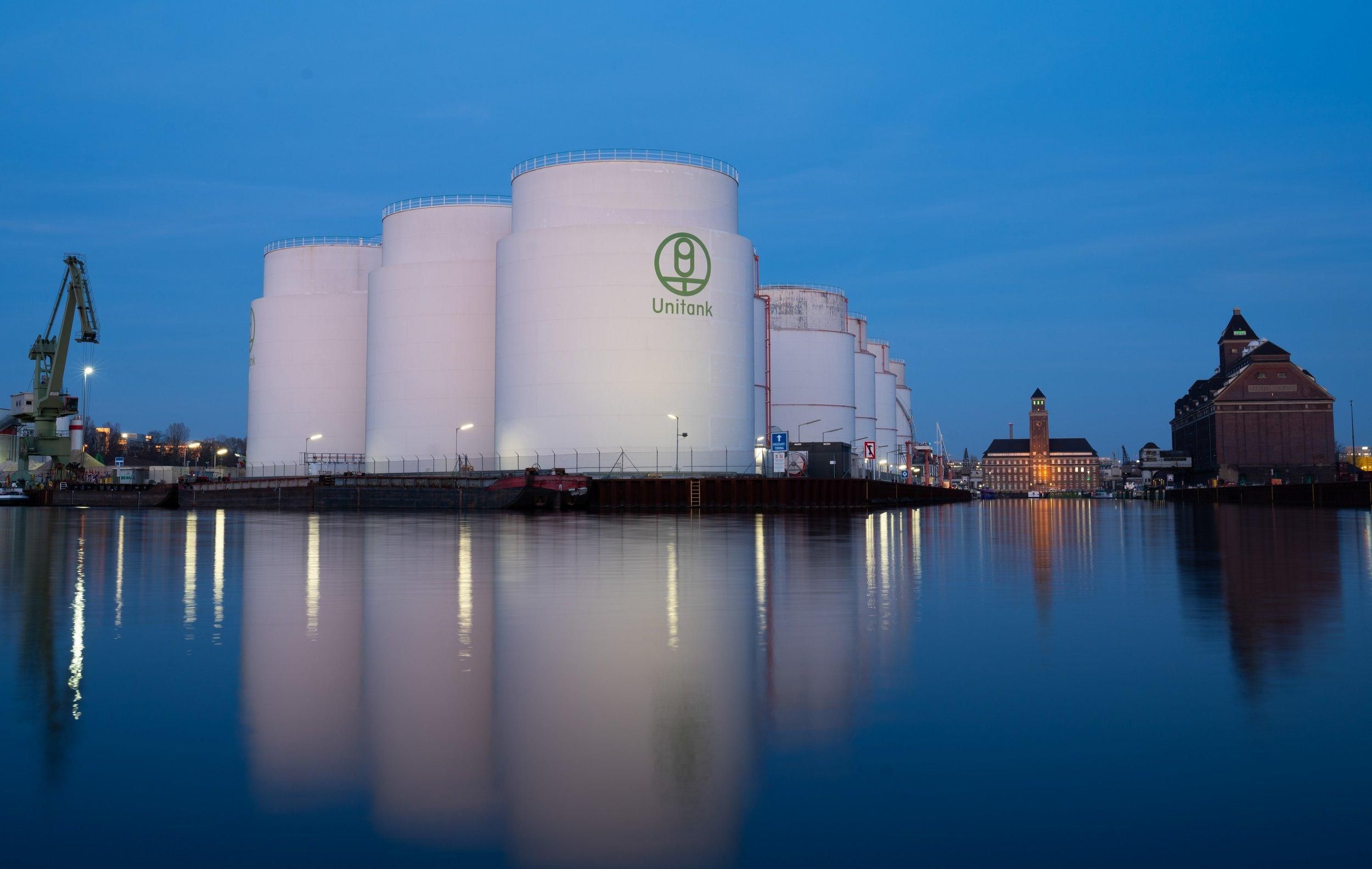 Для стабилизации цен на нефть могут применить резервы для стабилизации цен на нефть