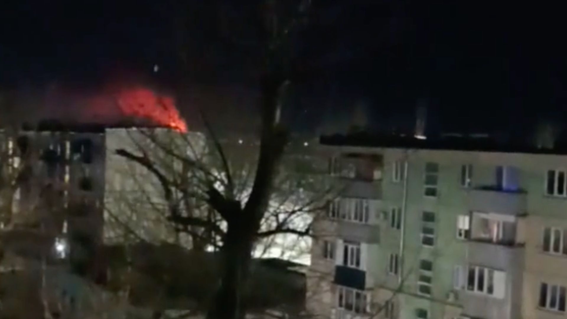 Возле аэропорта Мариуполя уничтожили склад БК оккупантов Возле аэропорта Мариуполя уничтожили склад БК оккупантов