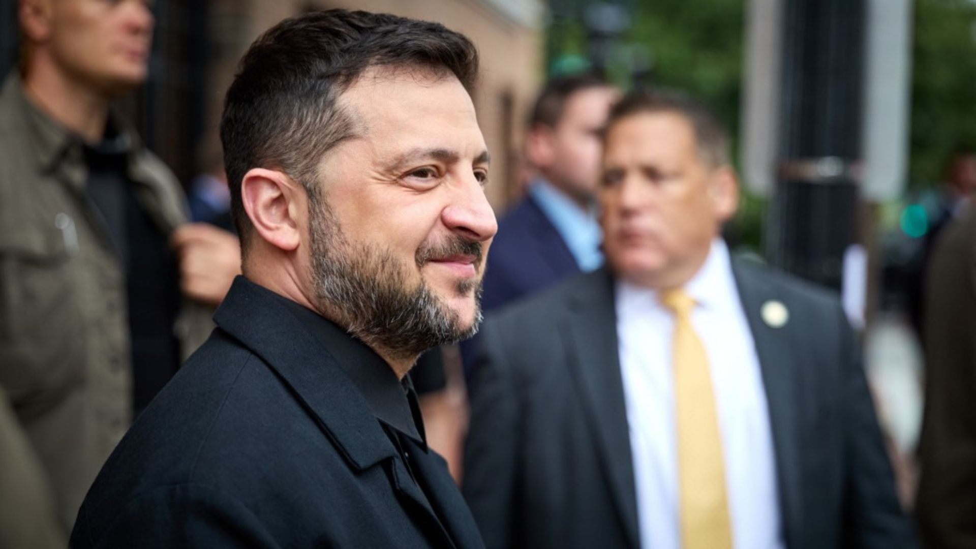 Президент України прибув до Бухареста Президент України прибув до Бухареста