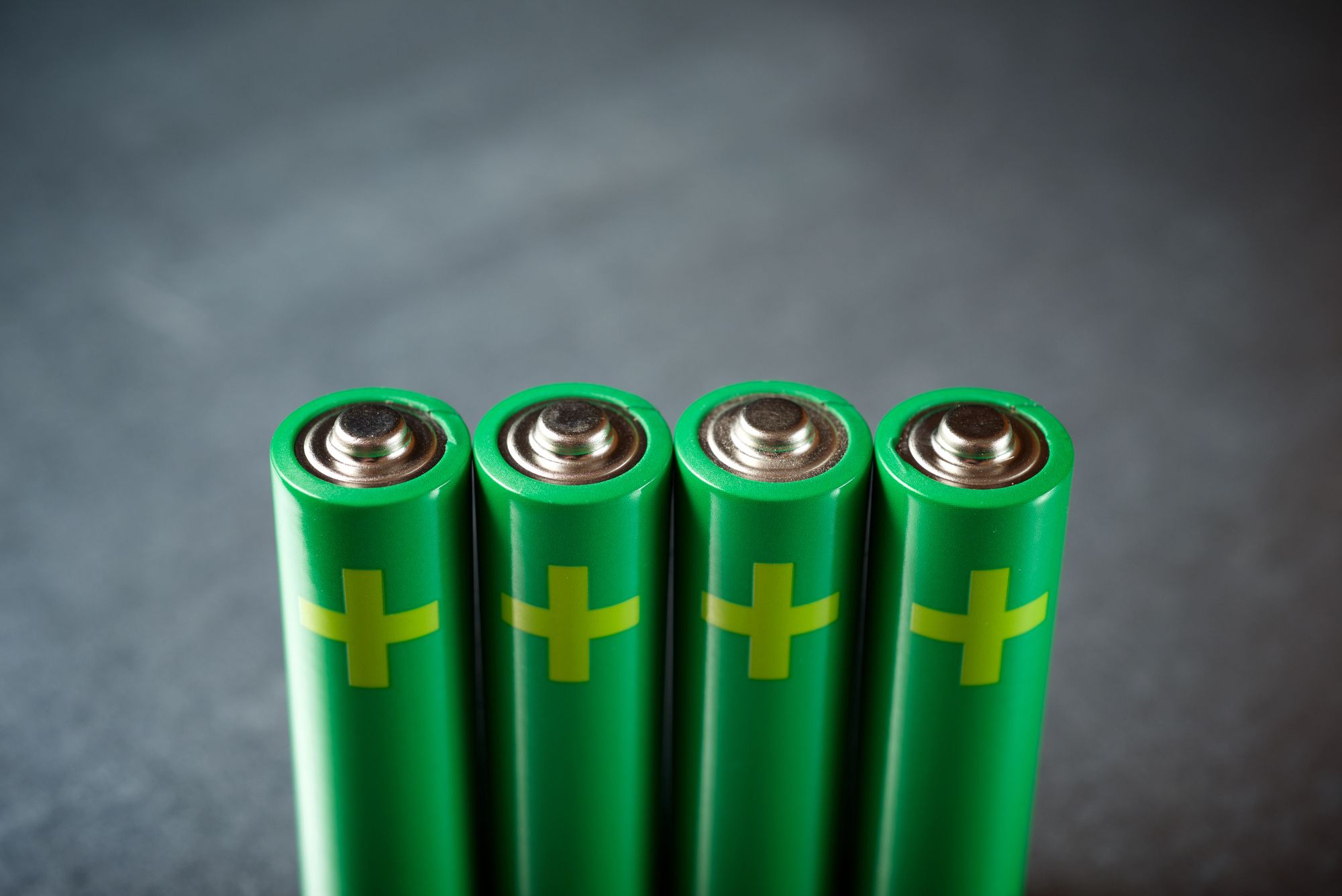 Где обычные батарейки работают лучше аккумуляторов Где обычные батарейки работают лучше аккумуляторов