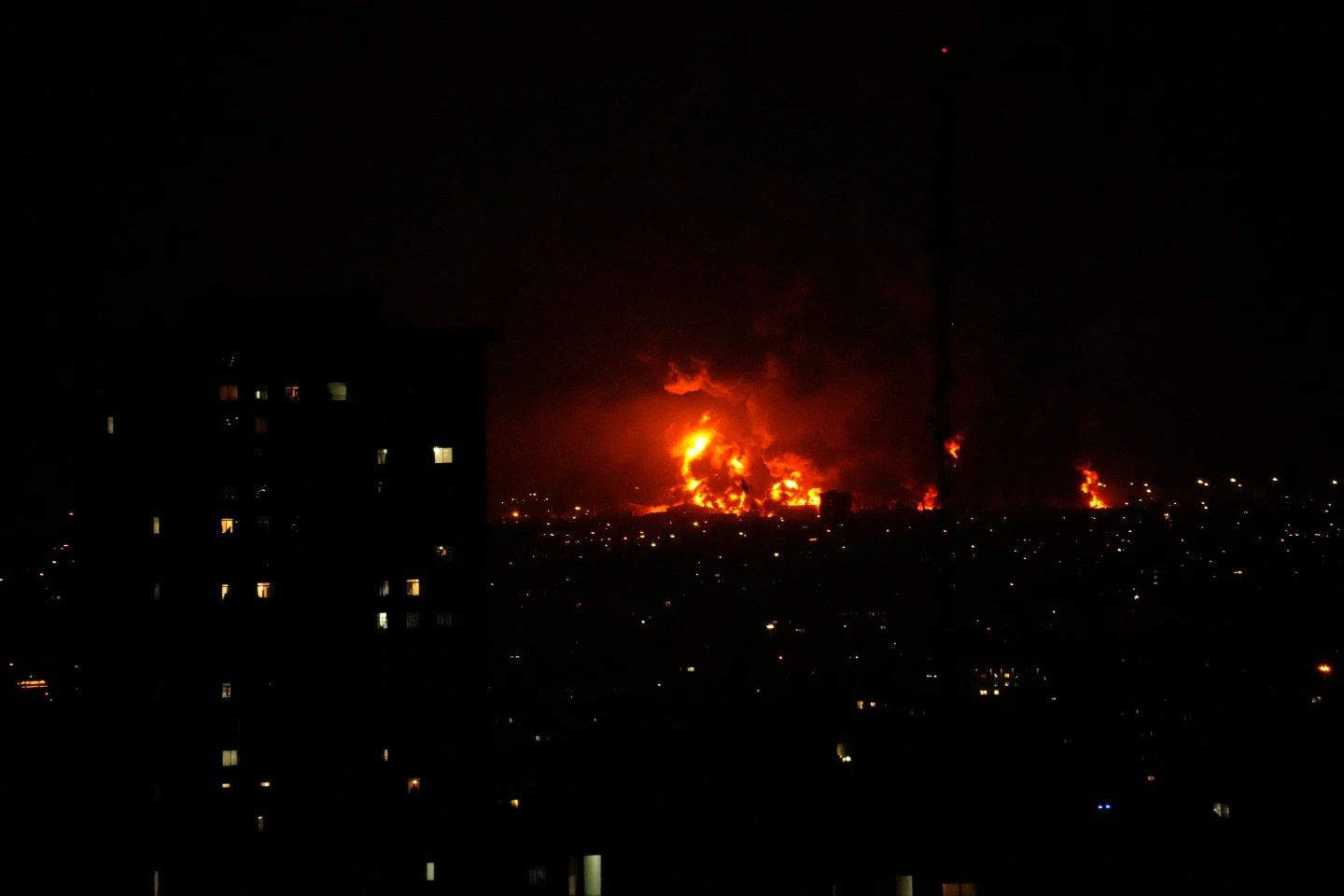 Ізраїль завдав удару по Ірану Ізраїль завдав удару по Ірану