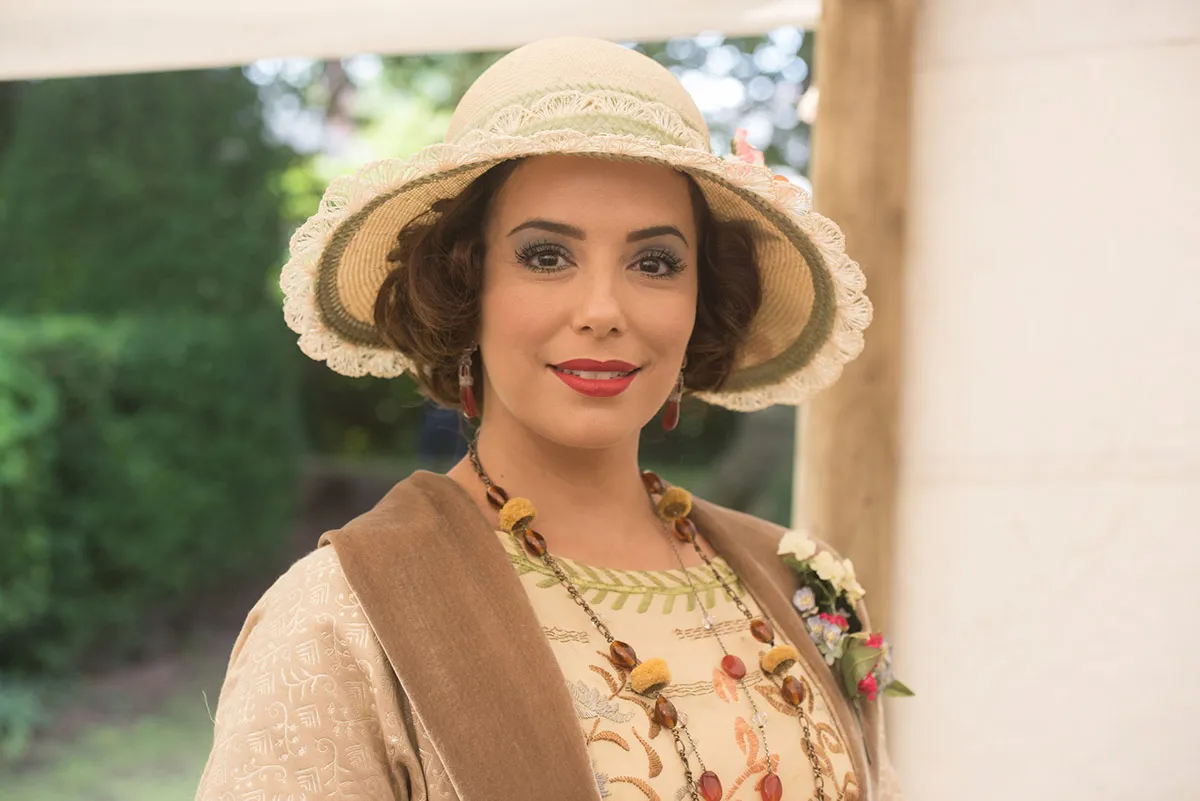 Єва Лонгорія у серіалі 