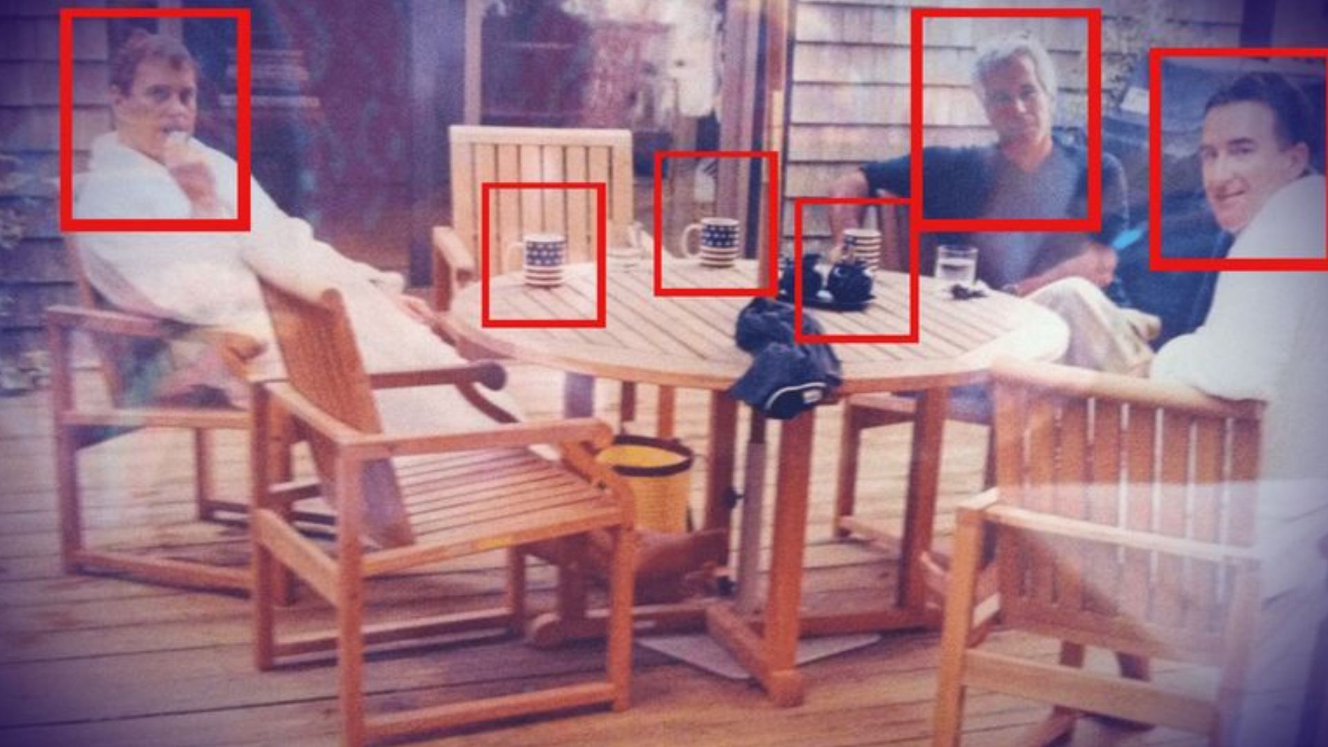 Фото Епштейна, принца Ендрю і Мандельсона