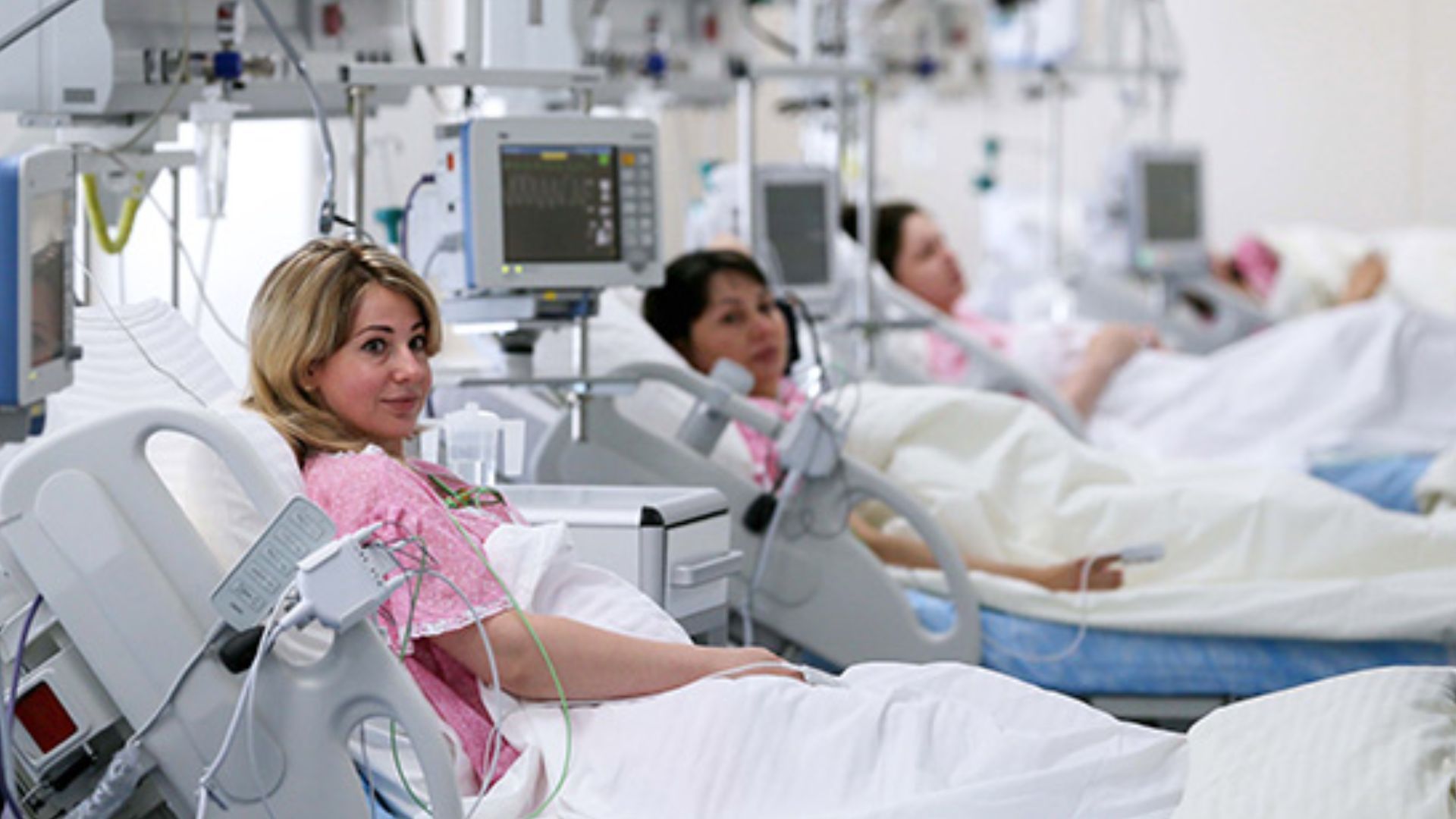 В России спадает рождаемость