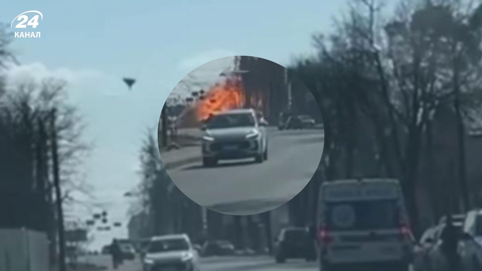 У Сумах БпЛА влетів прямо в проїжджу частину: жахливе відео - 24 Канал