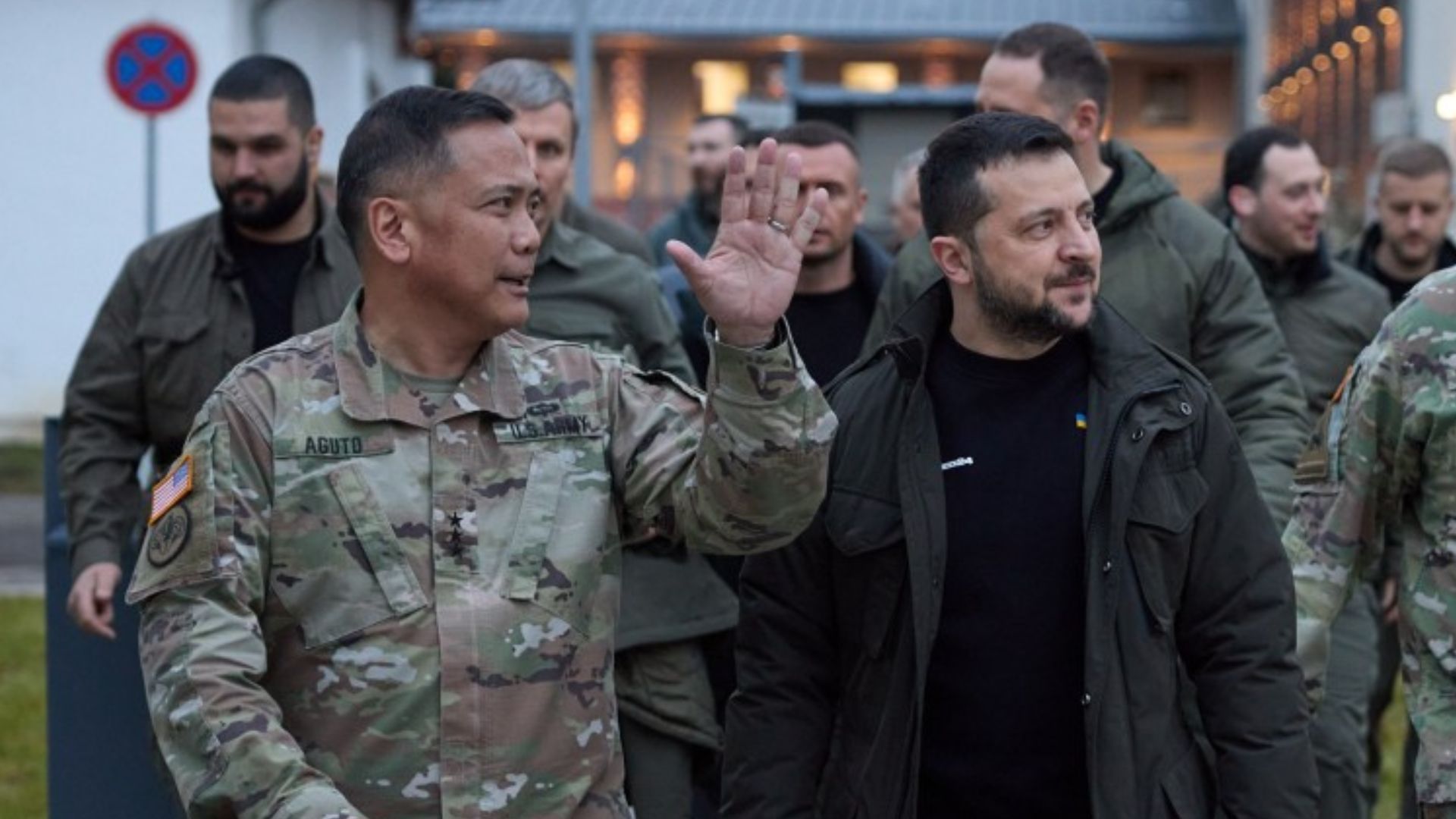 Генерал США після літра чачі в Києві отримав струс мозку і загубив секретні документи