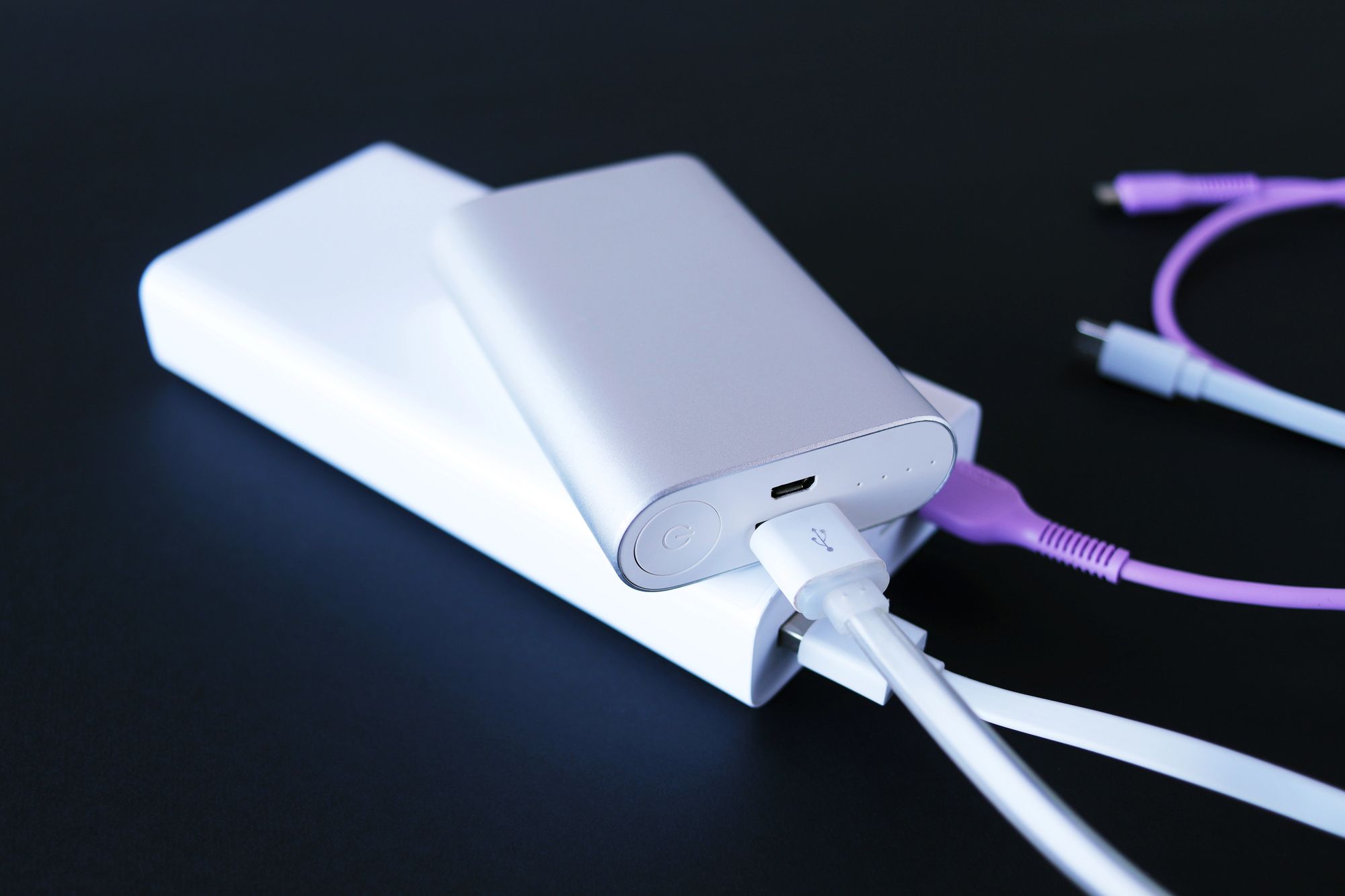 Бюджетні павербанки з хорошими відгуками