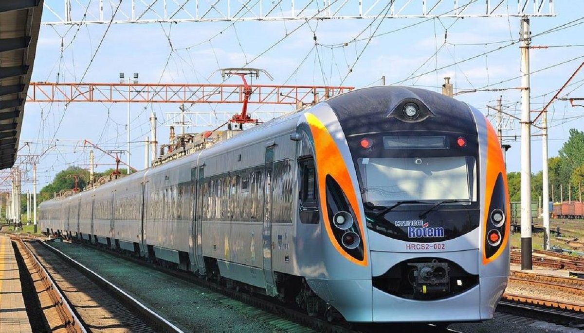 Потяги Інтерсіті – чи потрібно доплачувати за квиток Київ – Харків з пересадкою