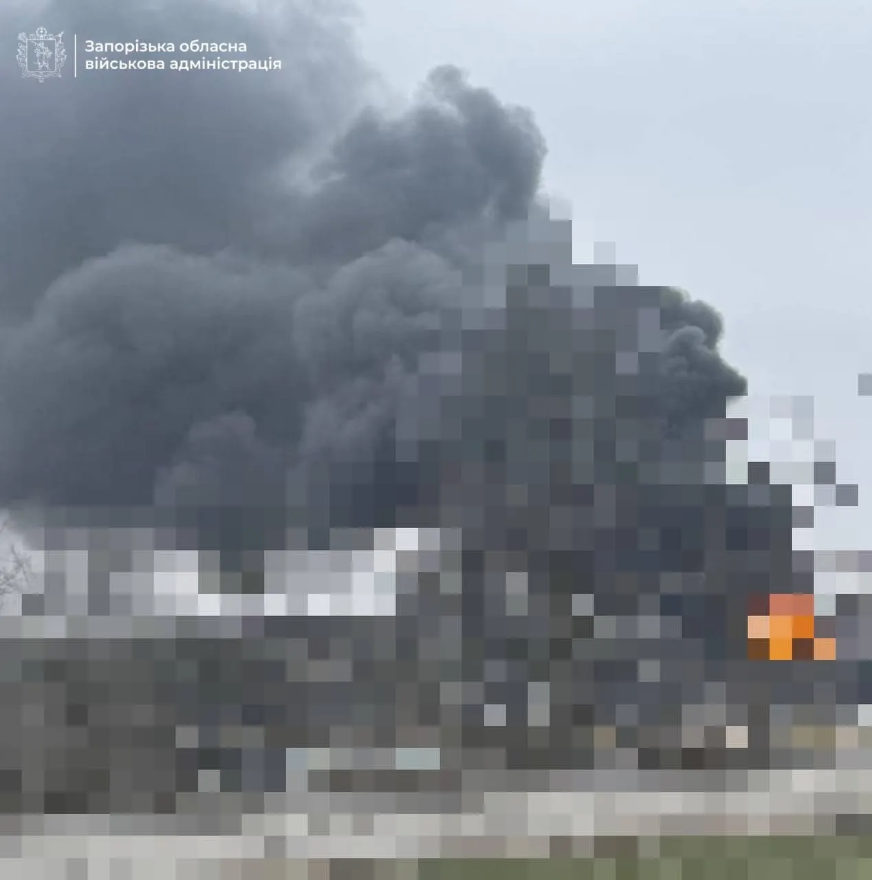 Ворог завдав удару по інфраструктурі Запоріжжя / Фото з телеграм-каналу Івана Федорова Ворог завдав удару по інфраструктурі Запоріжжя / Фото з телеграм-каналу Івана Федорова