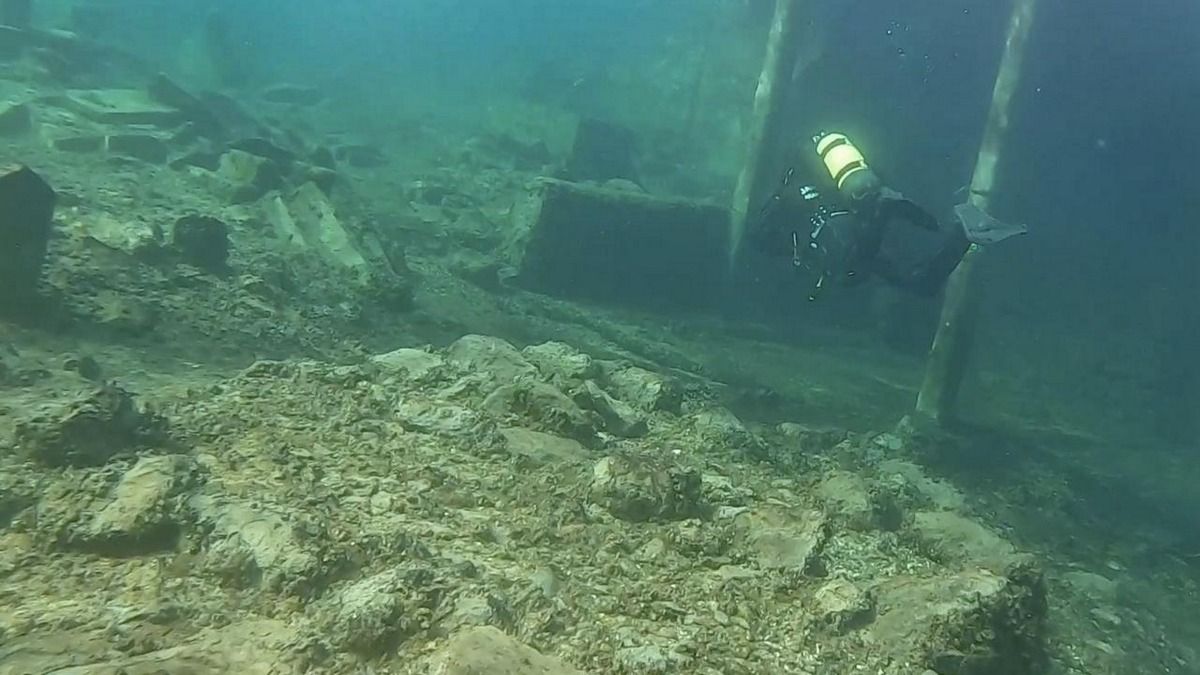 Достопримечательности на дне водохранилища Дикле в Турции – водолазы нашли старые руины города Достопримечательности на дне водохранилища Дикле в Турции – водолазы нашли старые руины города