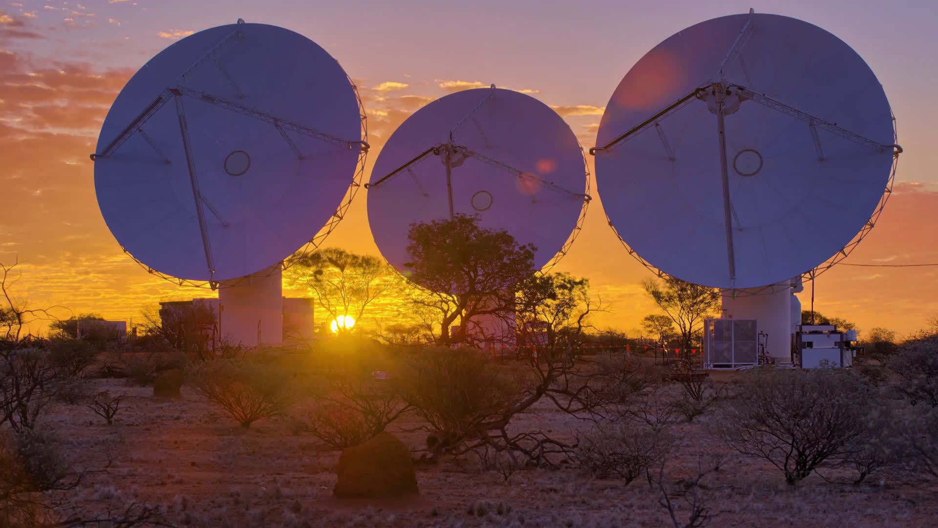 Науковці виявили загадковий сигнал із глибини космосу Науковці виявили загадковий сигнал із глибини космосу