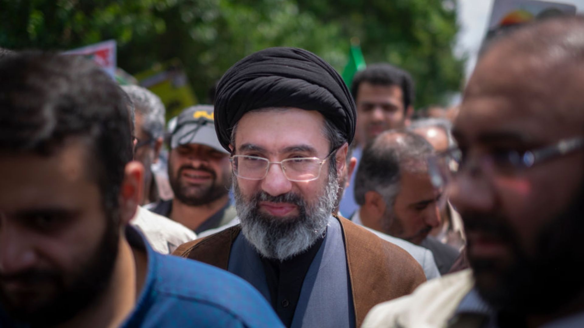 Моджтаба Хаменеї зник з поля зору, розвідка підозрює, що він у тяжкому стані