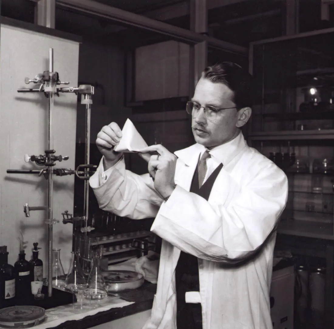 Эрик Валленберг Tetra Pak Швеция молоко в пирамидках треугольниках Tetra Pak Швеция молоко в пирамидках треугольниках