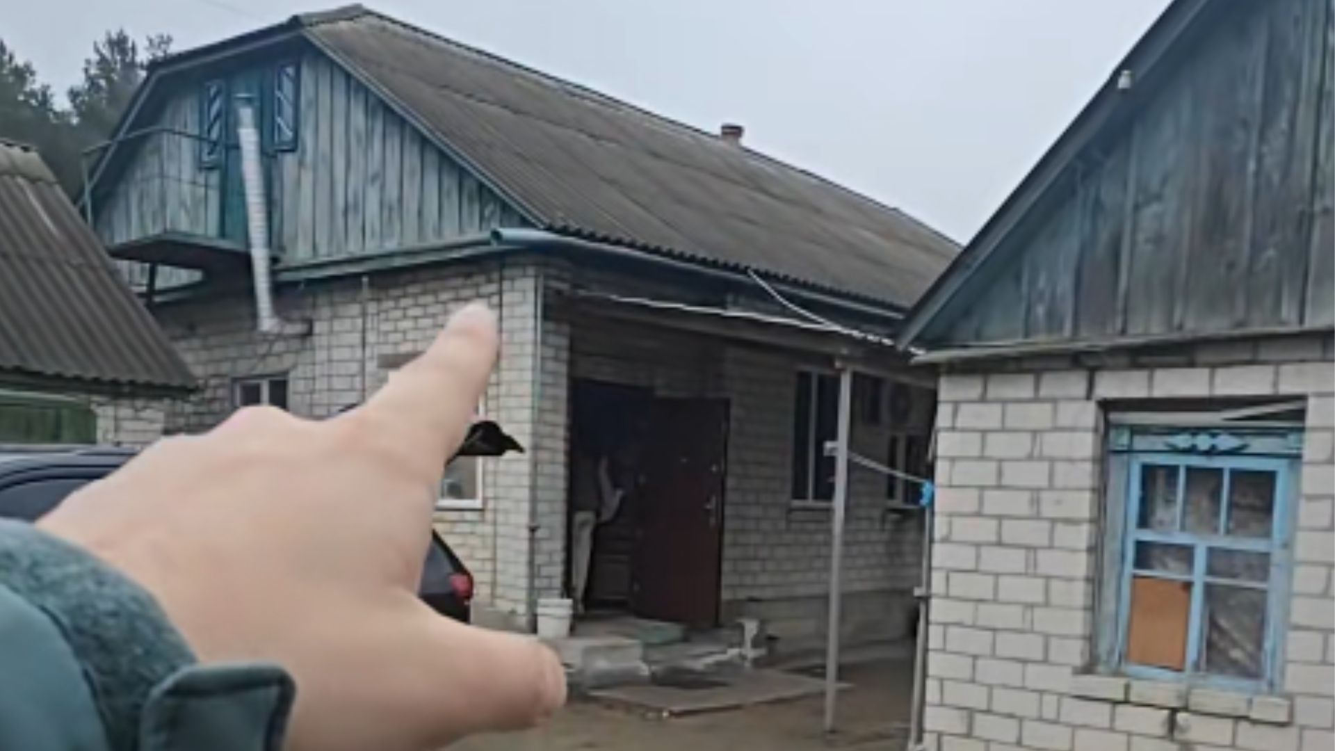 Переселенка з Донбасу купила дім за 15 тисяч доларів Переселенка з Донбасу купила дім за 15 тисяч доларів