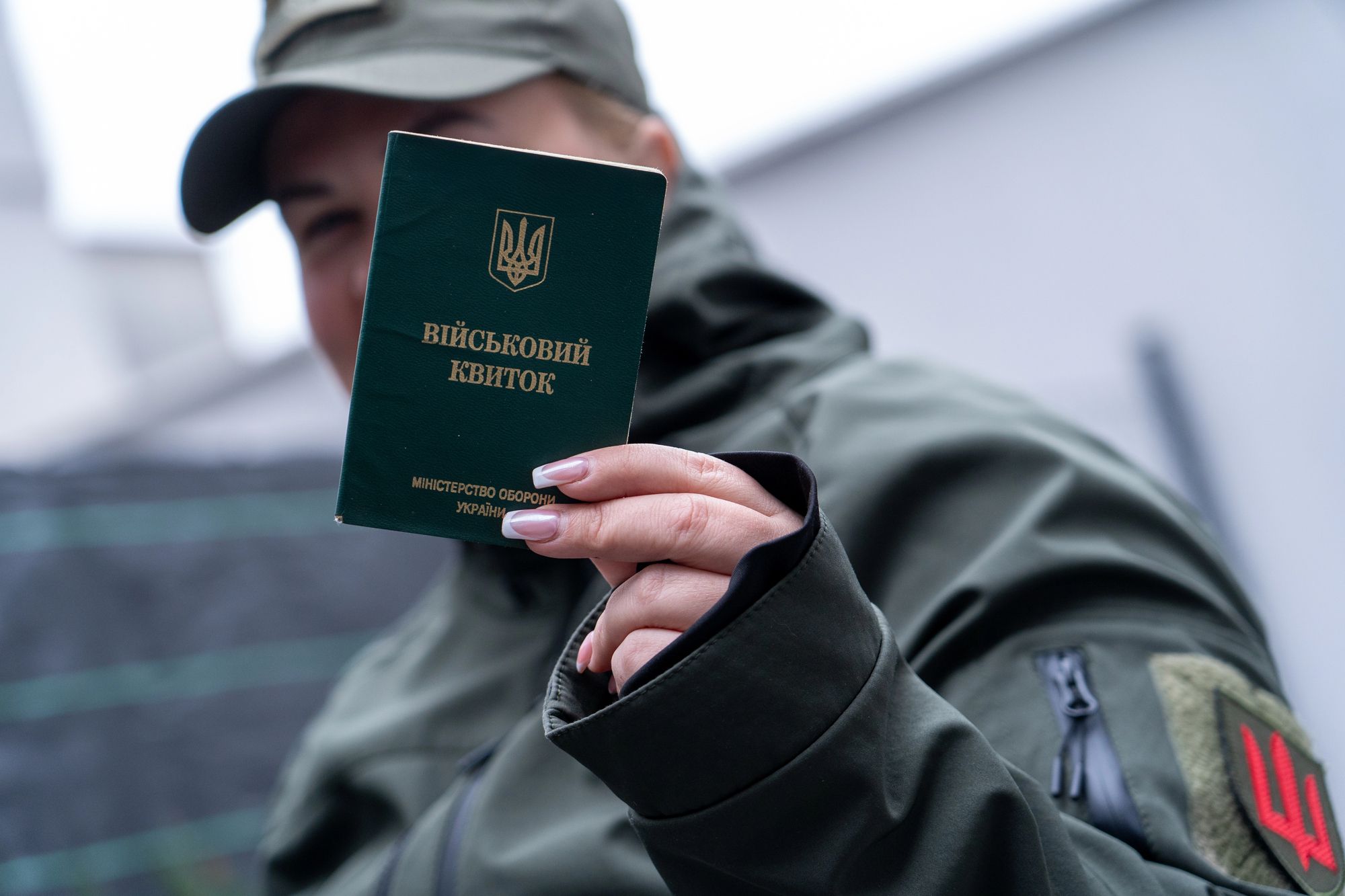 Жінки мають стояти на військовому обліку Жінки мають стояти на військовому обліку