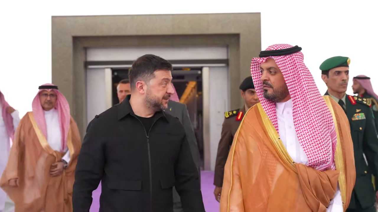 Володимир Зеленський прибув до Саудівської Аравії