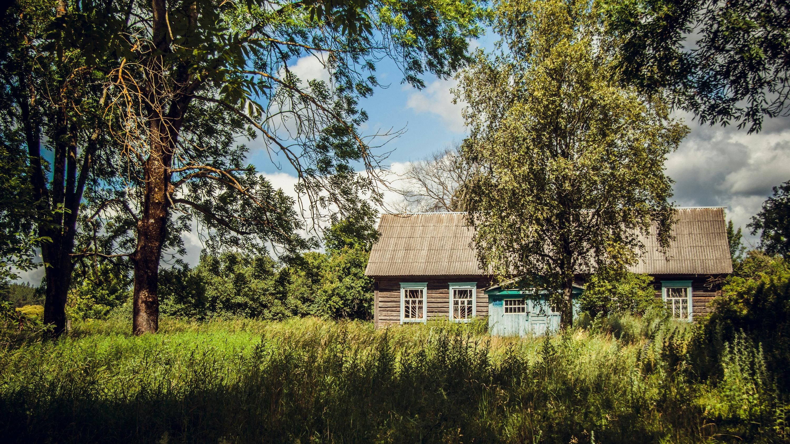 Що робити, якщо не приватизована земля під будинком